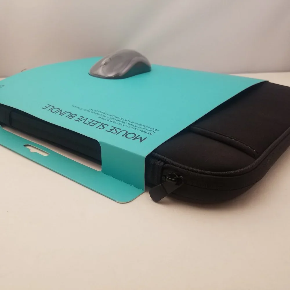 Logitech Mouse Sleeve Bundle 16